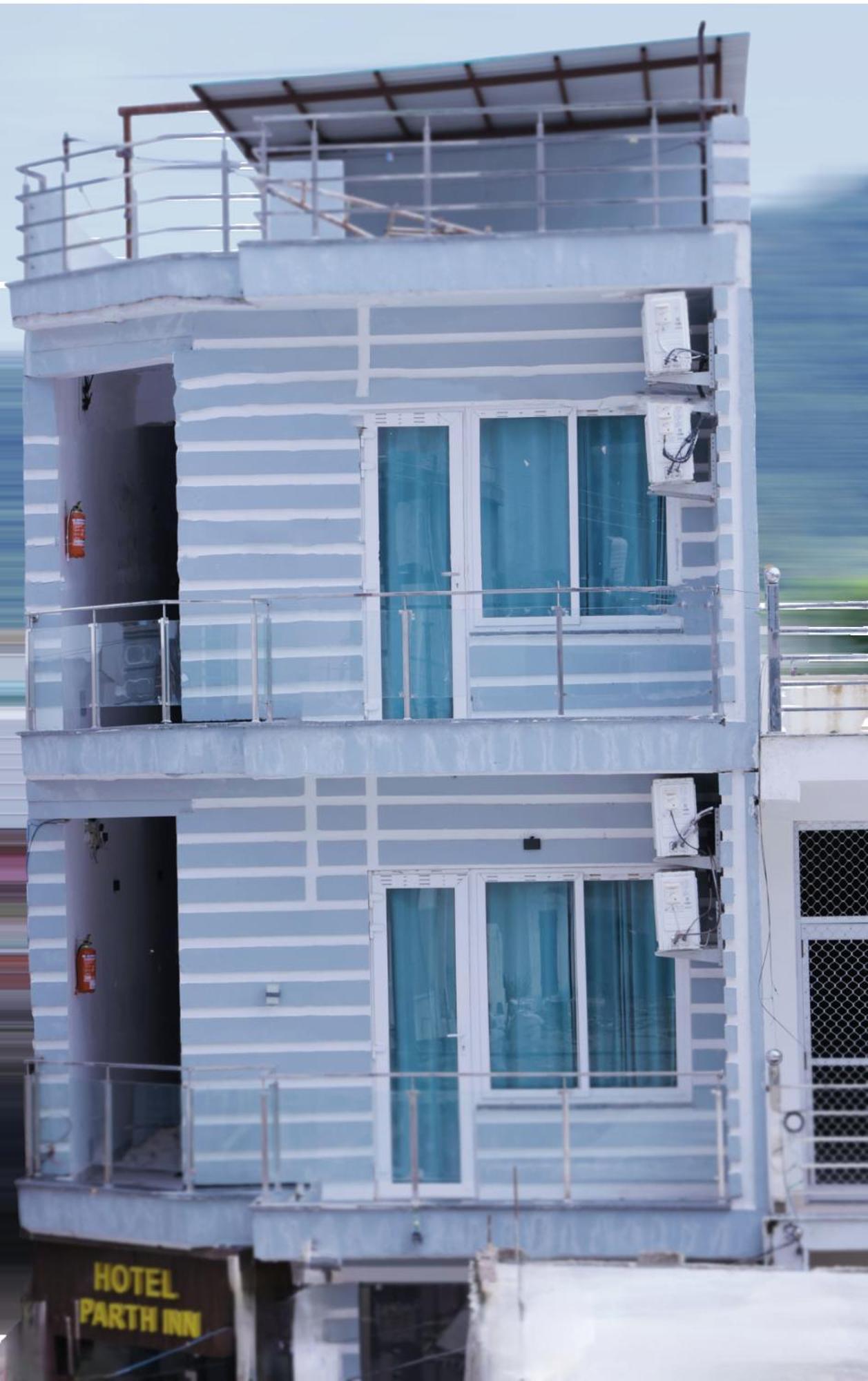 Hotel Parth Inn Rishīkesh Exterior foto